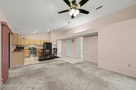 936 Hattaras Terrace SE Palm Bay FL 32909