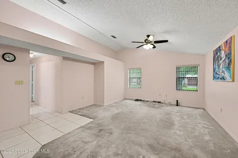 936 Hattaras Terrace SE Palm Bay FL 32909