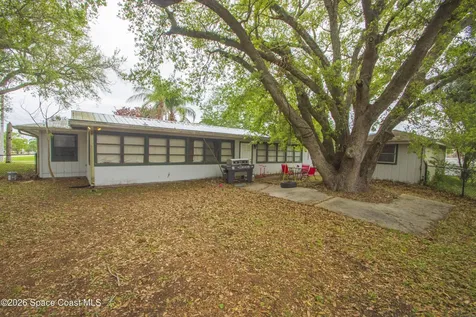 697 Barber Street Sebastian FL 32958