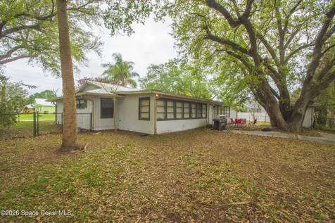 697 Barber Street Sebastian FL 32958