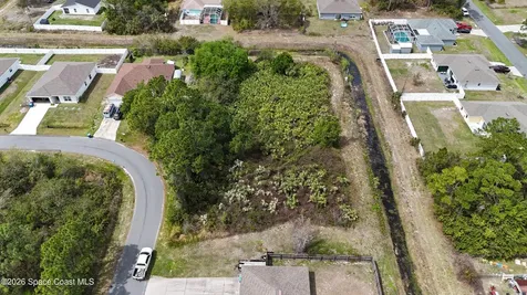1805 Raintree Avenue SE Palm Bay FL 32909