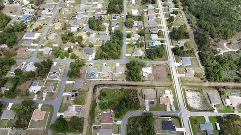 1805 Raintree Avenue SE Palm Bay FL 32909