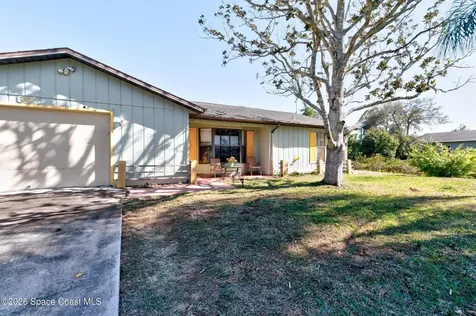 397 Warren Street Sebastian FL 32958