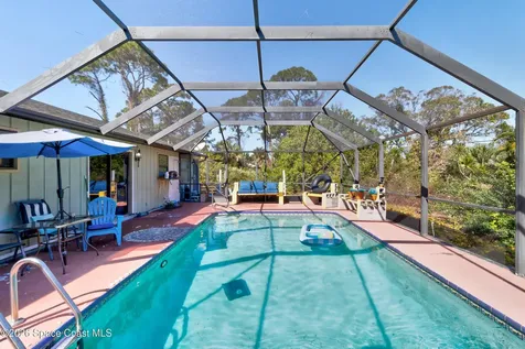397 Warren Street Sebastian FL 32958