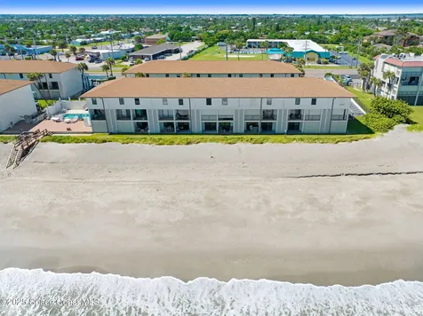 199 Jimmy Buffett Mem Highway Satellite Beach FL 32937