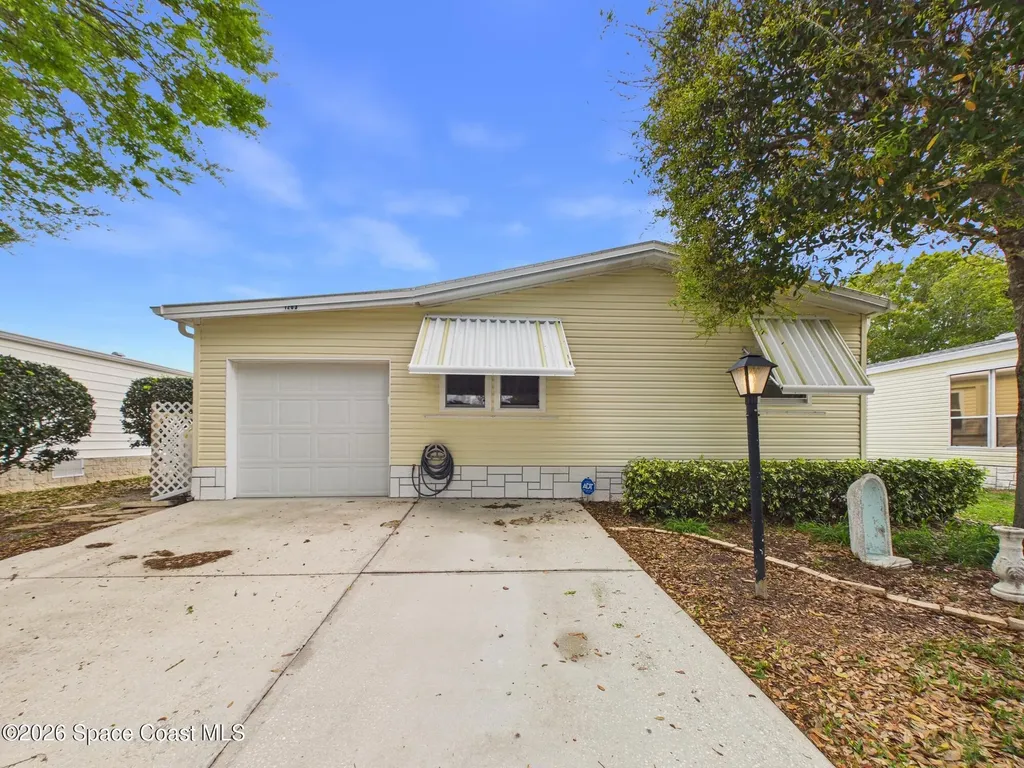 1203 Calusa Drive Barefoot Bay FL 32976
