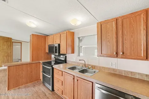 686 Sunrise Court NE Palm Bay FL 32907