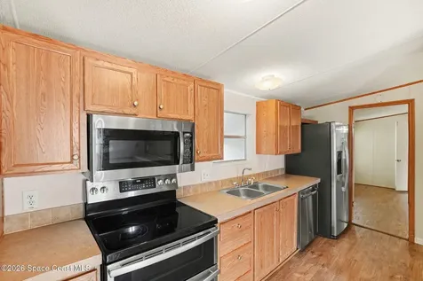 686 Sunrise Court NE Palm Bay FL 32907