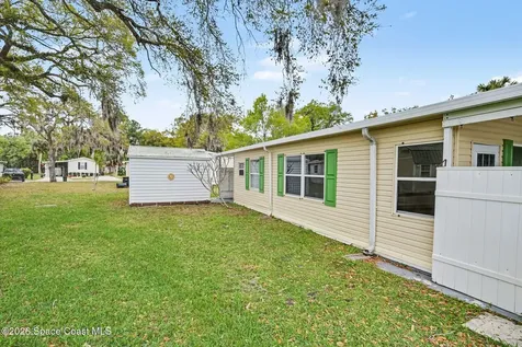 686 Sunrise Court NE Palm Bay FL 32907