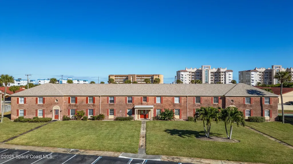 145 E Colonial Court Indian Harbour Beach FL 32937