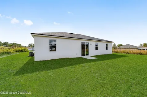 1150 Raoul Street SE Palm Bay FL 32909