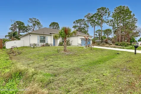 1373 Vandalia Avenue SE Palm Bay FL 32909