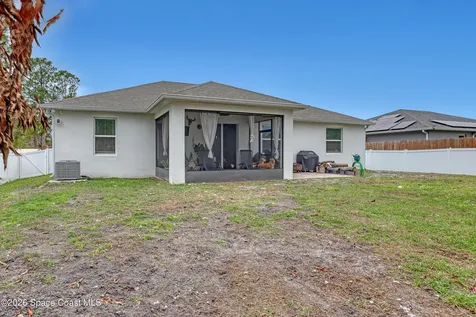 1373 Vandalia Avenue SE Palm Bay FL 32909
