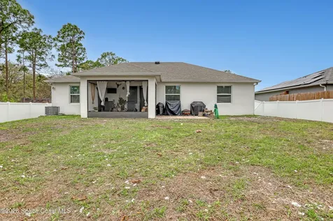 1373 Vandalia Avenue SE Palm Bay FL 32909