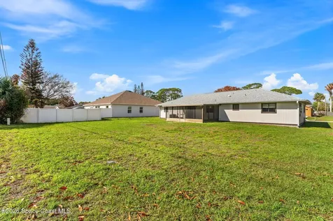 341 Harvey Avenue NE Palm Bay FL 32907