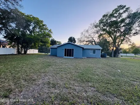 1035 Nevada Drive NE Palm Bay FL 32907