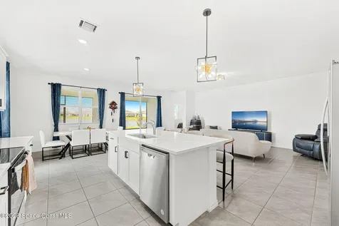 1586 Criswell Lane SE Palm Bay FL 32909