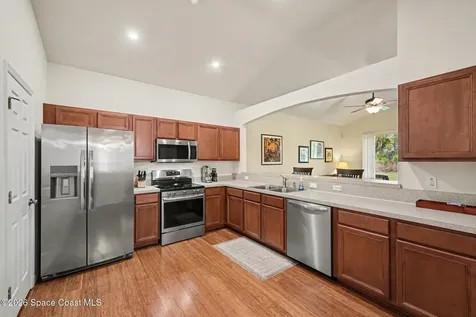 1964 Muirfield Way SE Palm Bay FL 32909