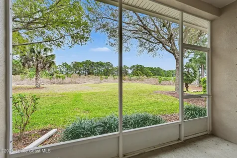 1964 Muirfield Way SE Palm Bay FL 32909