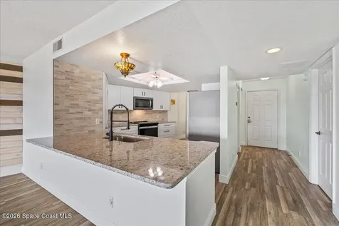 102 Riverside Drive Cocoa FL 32922