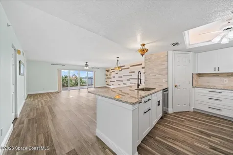 102 Riverside Drive Cocoa FL 32922