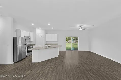 741 Ballon Terrace SE Palm Bay FL 32909