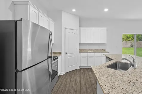 741 Ballon Terrace SE Palm Bay FL 32909