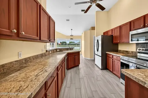 306 Lake Victoria Circle Melbourne FL 32940