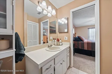 571 Drexel Avenue NE Palm Bay FL 32907