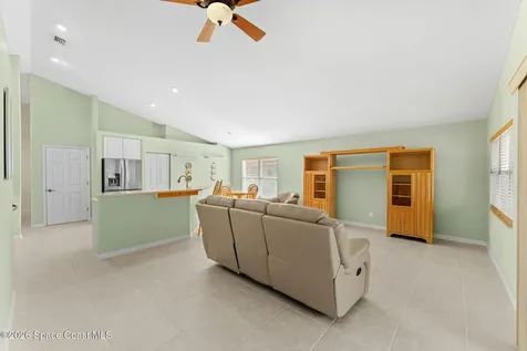 689 Danville Circle Melbourne FL 32904
