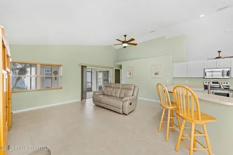 689 Danville Circle Melbourne FL 32904