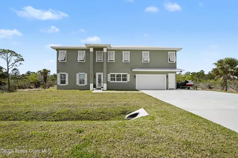 5570 Sanctuary Avenue Grant FL 32949