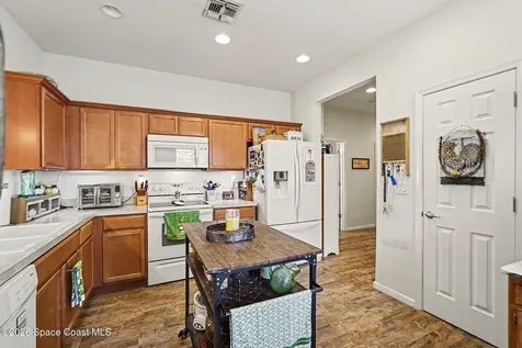 1467 Dittmer Circle SE Palm Bay FL 32909