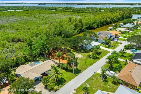 329 Beverly Court Melbourne Beach FL 32951