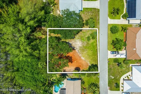 329 Beverly Court Melbourne Beach FL 32951