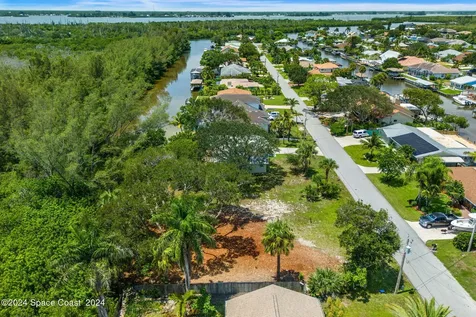 329 Beverly Court Melbourne Beach FL 32951