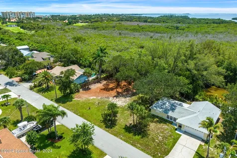 329 Beverly Court Melbourne Beach FL 32951