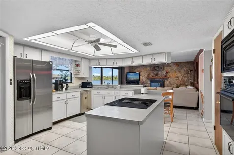 2530 Sykes Creek Drive Merritt Island FL 32953