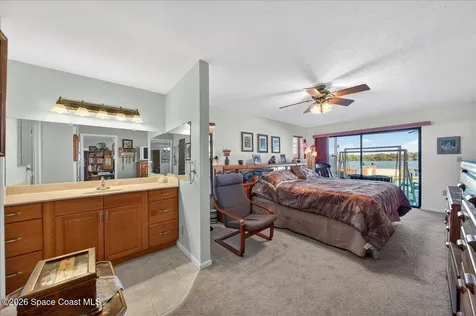 2530 Sykes Creek Drive Merritt Island FL 32953