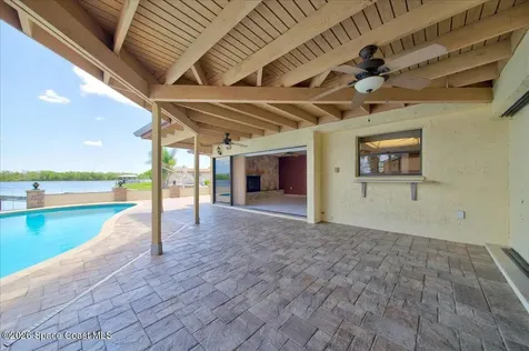 2530 Sykes Creek Drive Merritt Island FL 32953