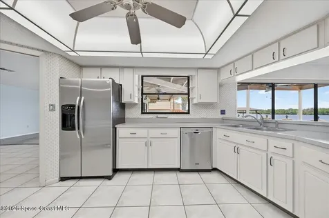 2530 Sykes Creek Drive Merritt Island FL 32953