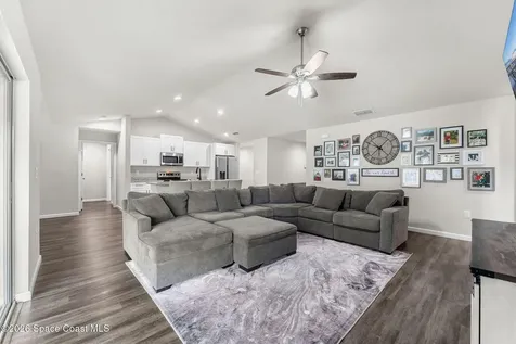 171 District Street SE Palm Bay FL 32909