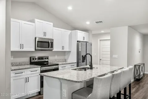 171 District Street SE Palm Bay FL 32909