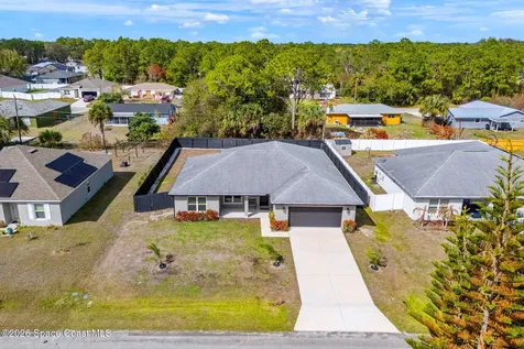 171 District Street SE Palm Bay FL 32909