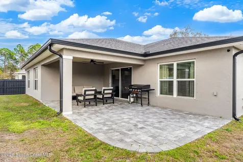 171 District Street SE Palm Bay FL 32909