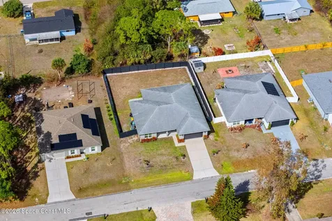 171 District Street SE Palm Bay FL 32909