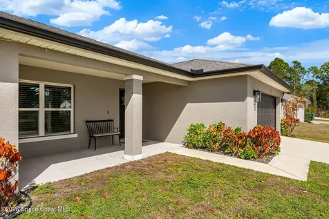 171 District Street SE Palm Bay FL 32909