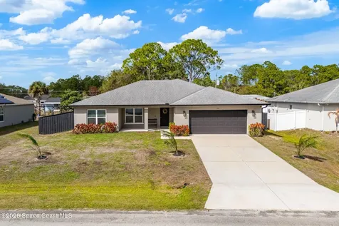 171 District Street SE Palm Bay FL 32909
