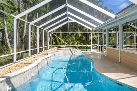 137 38th Court Vero Beach FL 32968