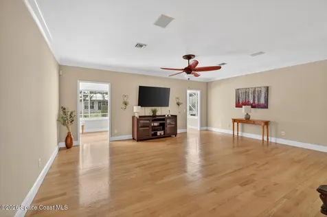 137 38th Court Vero Beach FL 32968
